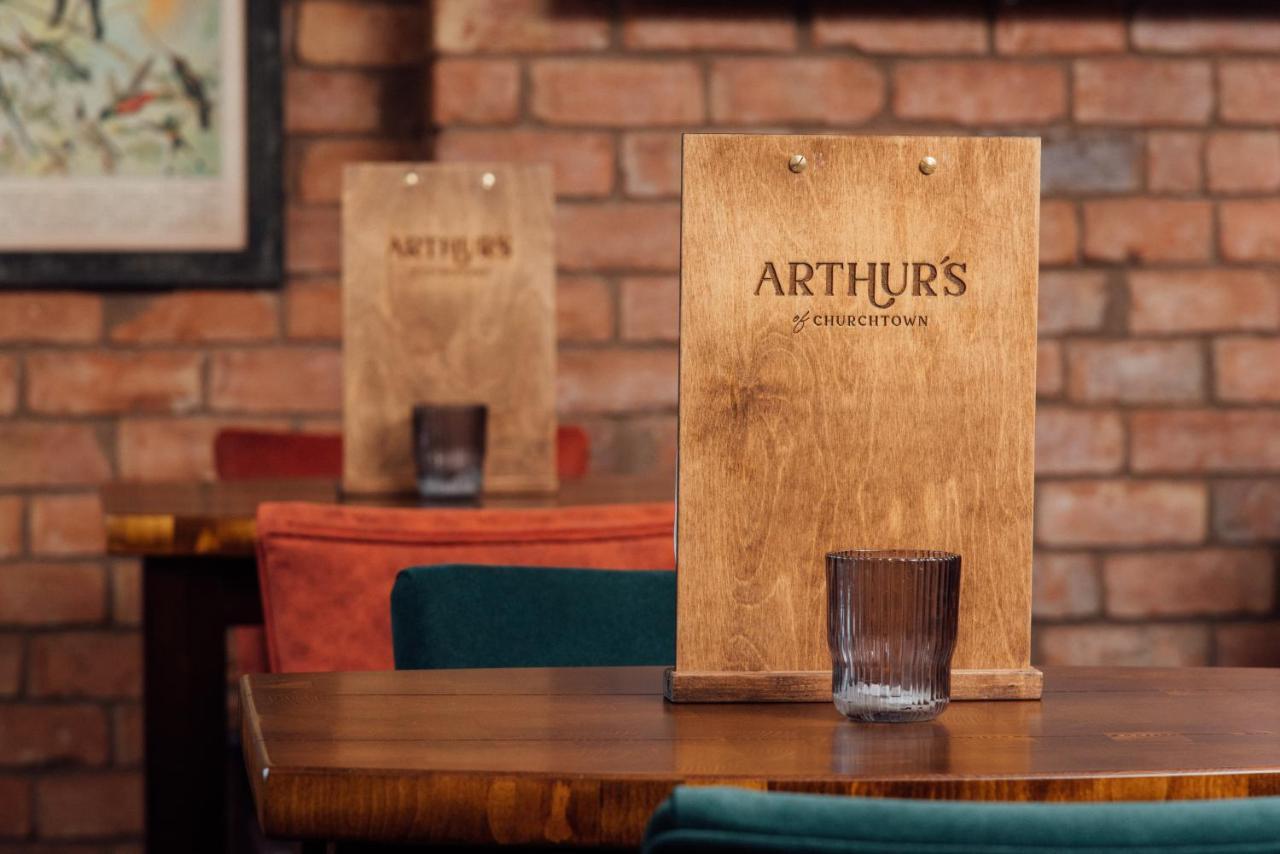 Arthur'S Bar & Accommodation Southport Luaran gambar